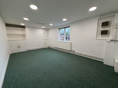 Property Image for Red Lion House, Bentley, Bentley, Farnham, GU10 5HY