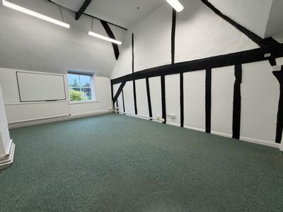 Property Image for Red Lion House, Bentley, Bentley, Farnham, GU10 5HY