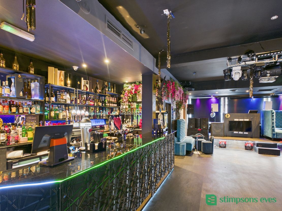 66 High Street, Bedford, Bedfordshire, MK40 1NT