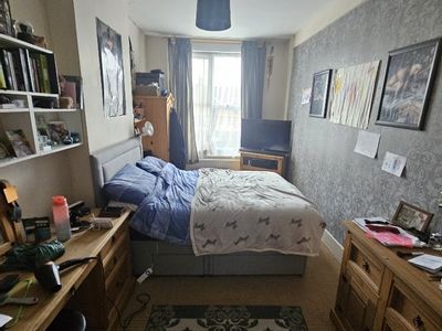 Property Image for 126/126a London Road, Southborough, Tunbridge Wells, TN4 0PL