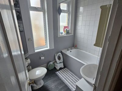 Property Image for 126/126a London Road, Southborough, Tunbridge Wells, TN4 0PL