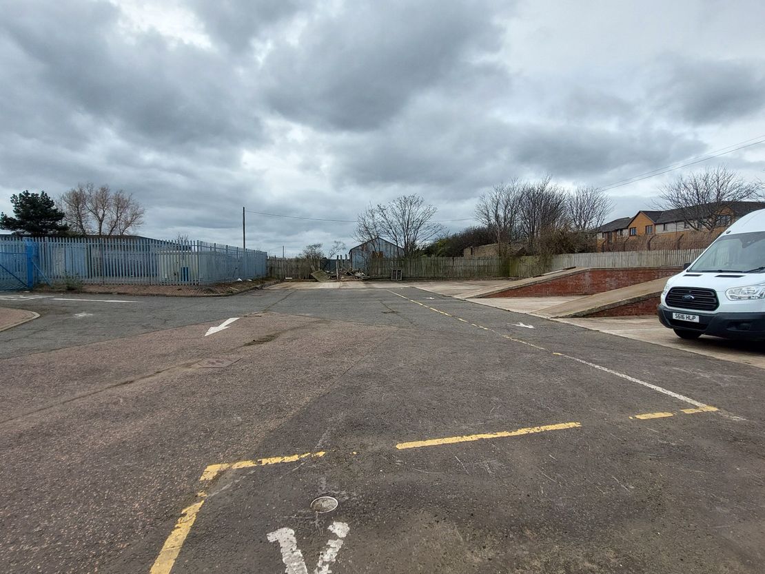 Yard, Riverview Drive, Monifieth, Dundee, DD5 4NH