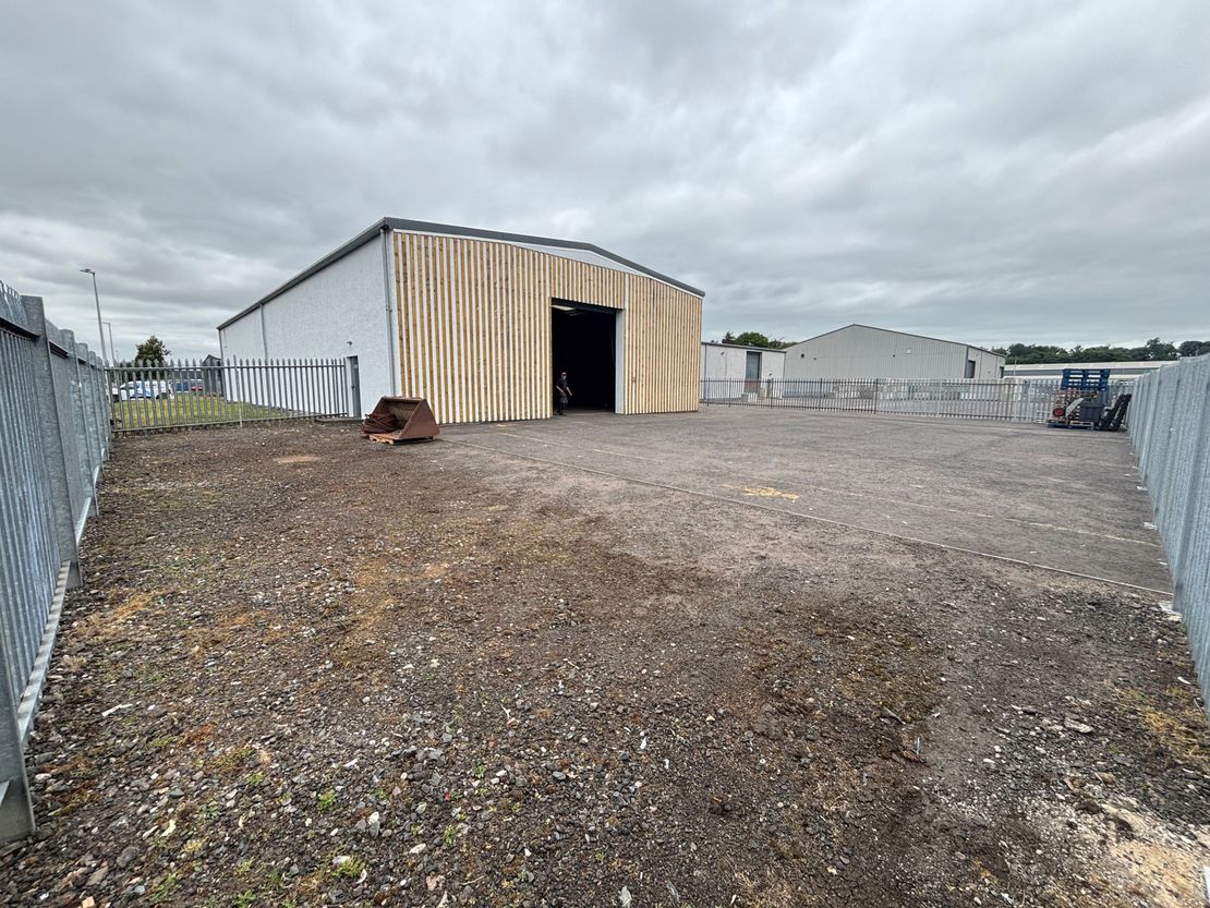 Unit 1, Inveralmond Place, Perth, PH1 3TS