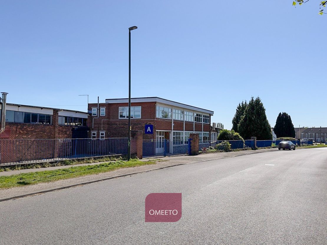 Hallam Fields Business Park, Hallam Fields Road, Ilkeston, Derbyshire, DE7 4AZ