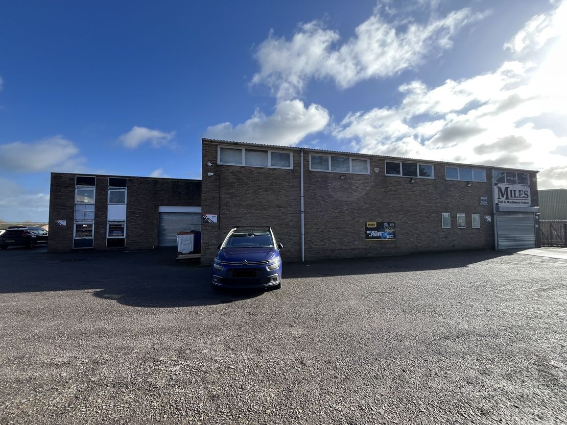 18 Oxford Road, Pen Mill Trading Estate, Yeovil, Somerset, BA21 5HR