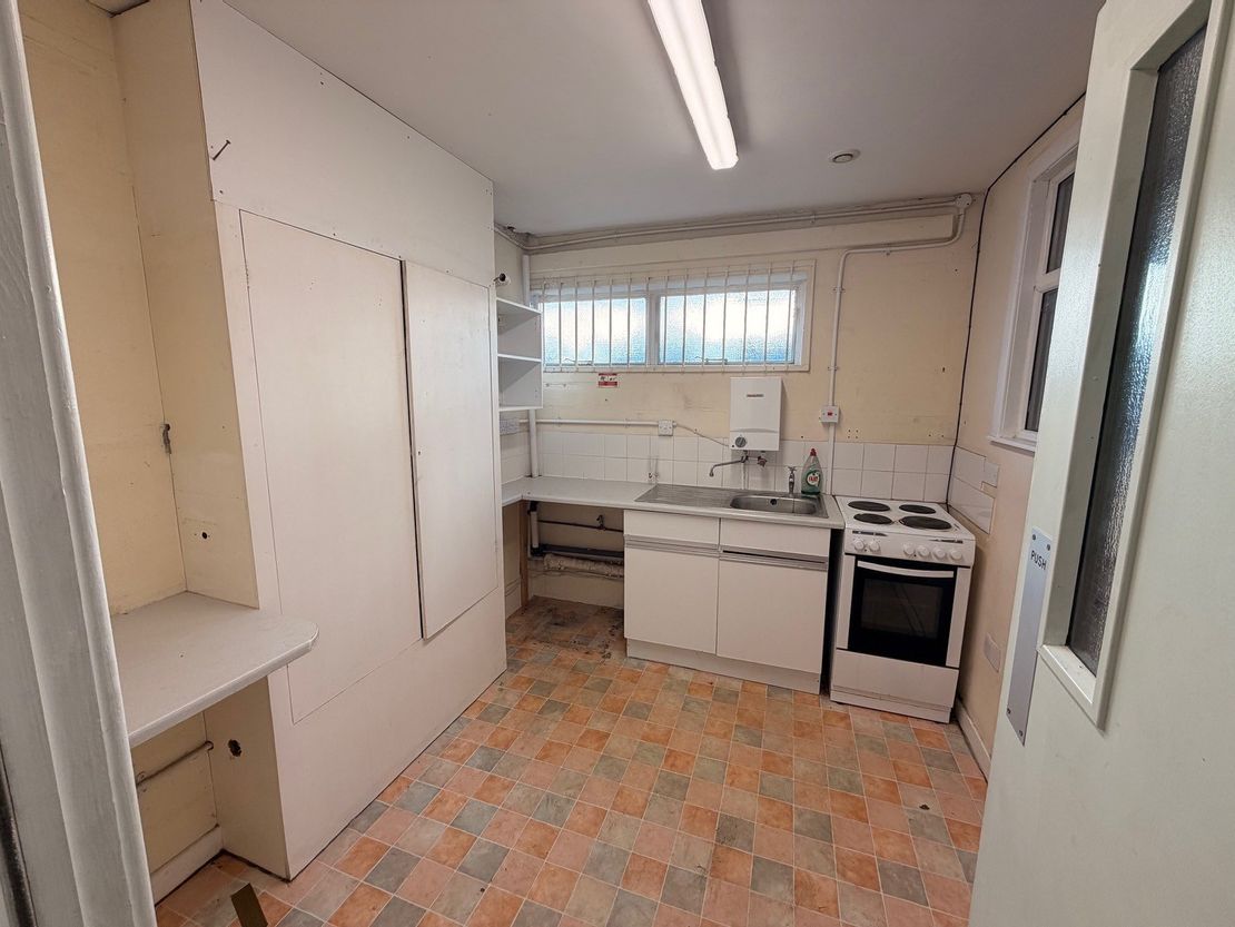 Unit 17 Engineer Park, Babbage Road, SANDYCROFT, Flintshire, CH5 2QD