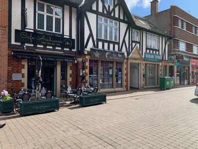 Property Image for 39 A-C Market Street, Loughborough, LE11 3EP