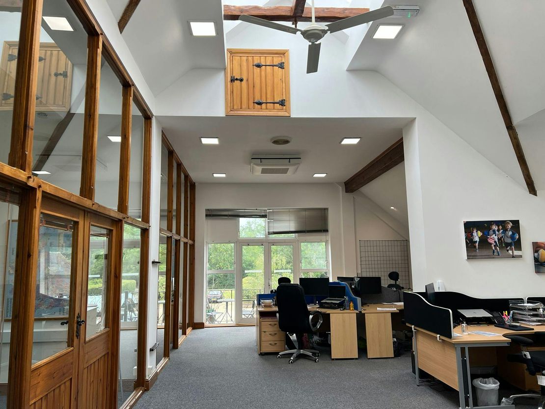 Wolvers Home Farm, Ironsbottom, Sidlow, Reigate, Surrey, RH2 8QG