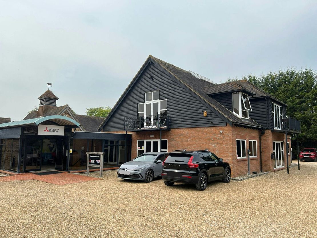 Wolvers Home Farm, Ironsbottom, Sidlow, Reigate, Surrey, RH2 8QG