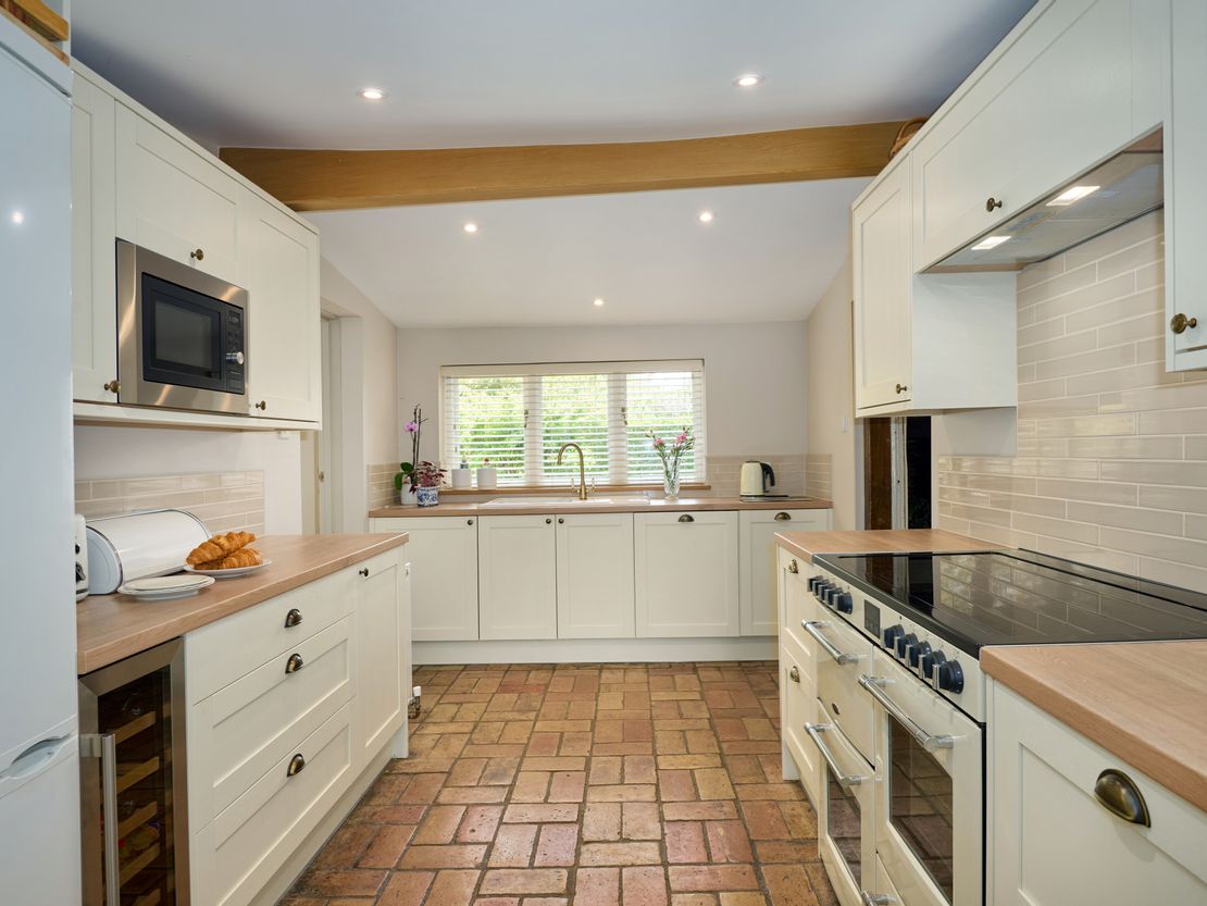 Cottage Farm, Cottage Farm And Upthorpe Lodges, Upthorpe Road, Stanton, Bury St. Edmunds, Suffolk, IP31 2AP