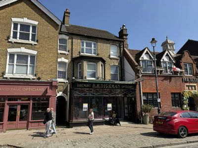 Property Image for 224 High Street, Berkhamsted, HP4 1BB
