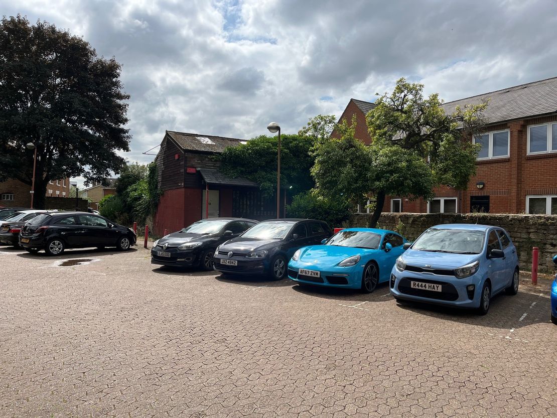 4a Cofferidge Close, Stony Stratford, Milton Keynes, Buckinghamshire, MK11 1BY