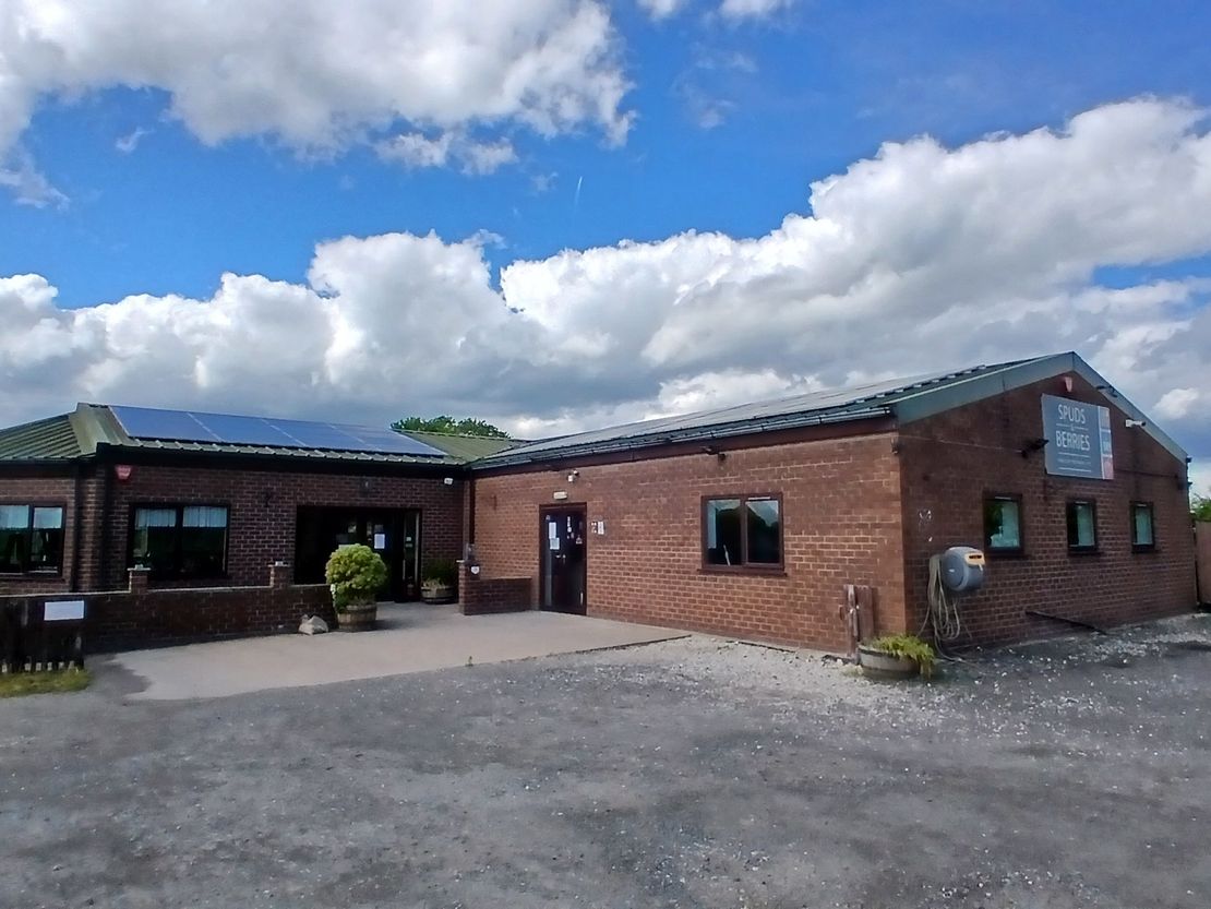 The Farm Shop, Hull Road, Brackenholme, Selby, North Yorkshire, YO8 6EL