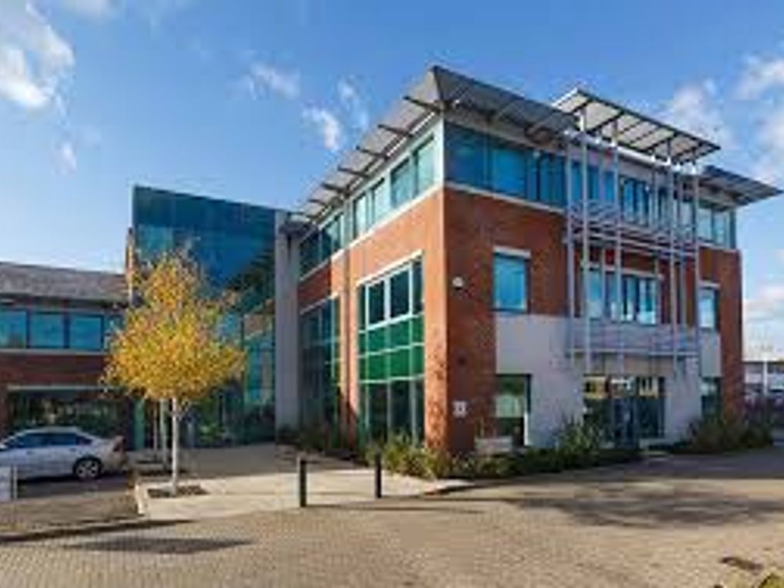 Kings Court, Kingston Road, Leatherhead, Surrey, KT22 7SL