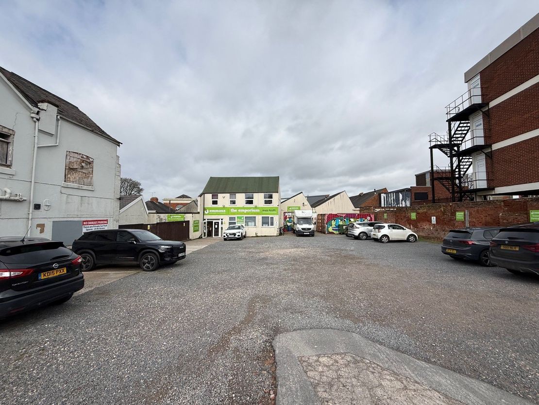 Stockwell Head, Hinckley, Leicestershire, LE10 1RG