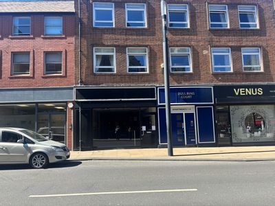 Property Image for 8 Bull Ring, Wakefield, WF1 1HA