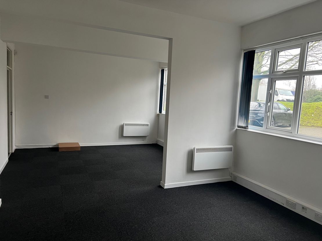 Ground Floor Unit 41, Lower Farm Road, Northampton, Northamptonshire, NN3 6XF