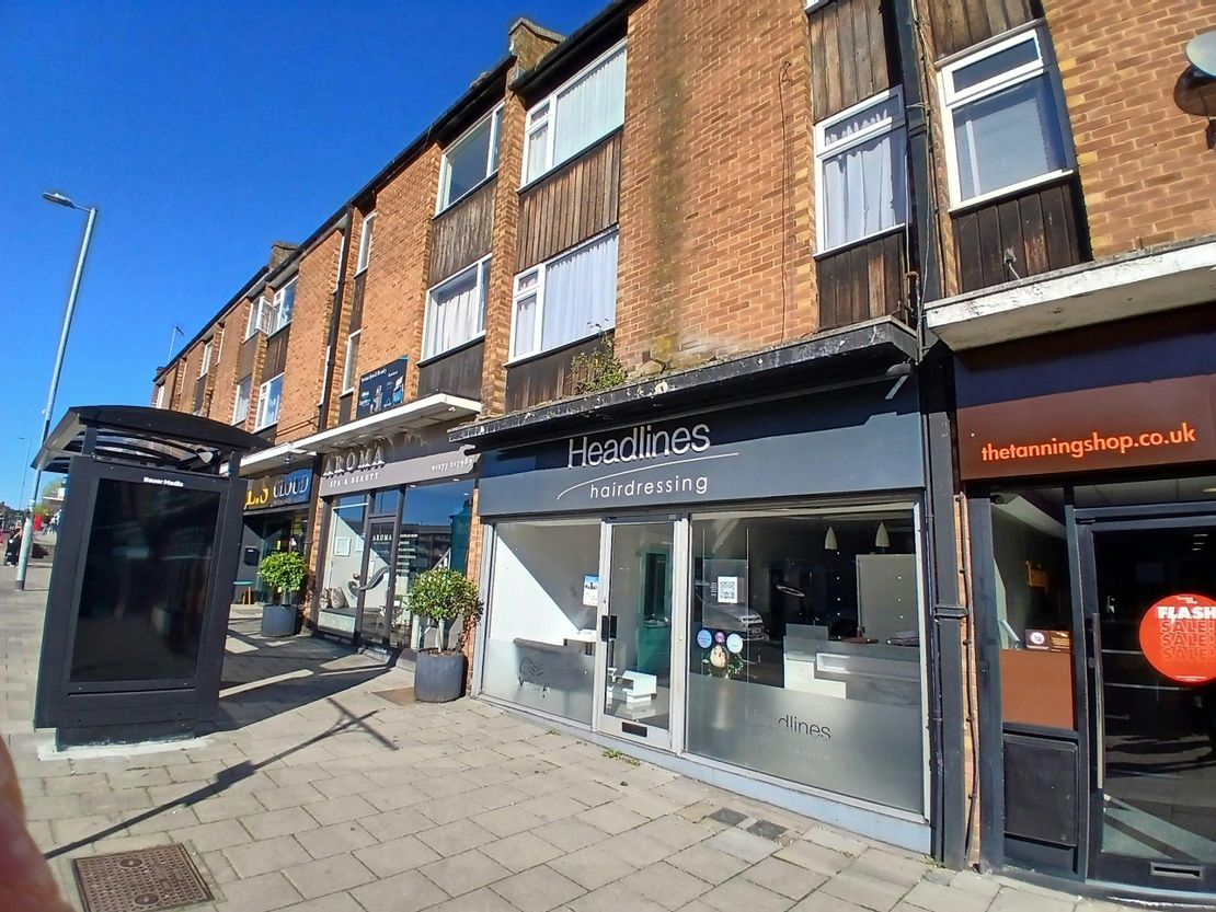 242 Hutton Road, Shenfield, Brentwood, CM15 8PA