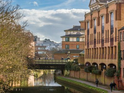 Property Image for Bridge House, Guildford, GU1 4GA