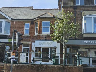 Property Image for 64 High Street, Heathfield, TN21 8JB