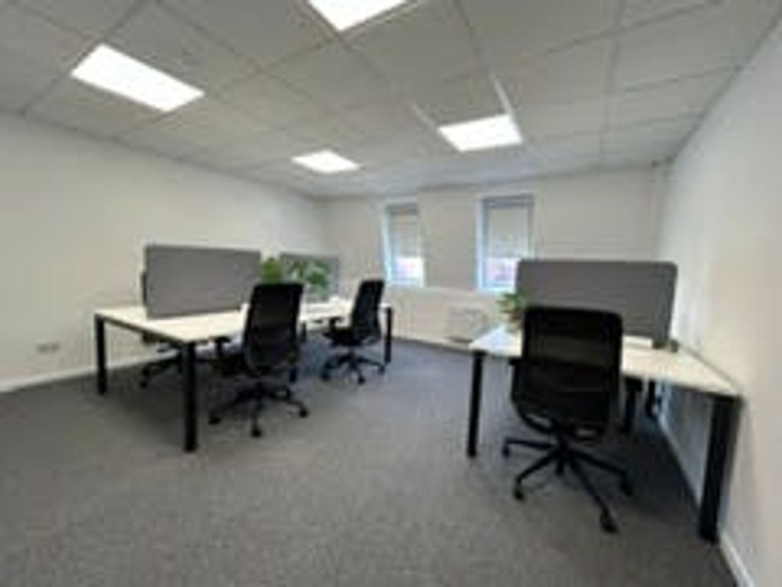 Suite 3 & 9, Sandhurst House, Yorktown Road, Sandhurst, GU47 0QA
