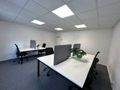 Property Image for Suite 3 & 9, Sandhurst House, Yorktown Road, Sandhurst, GU47 0QA