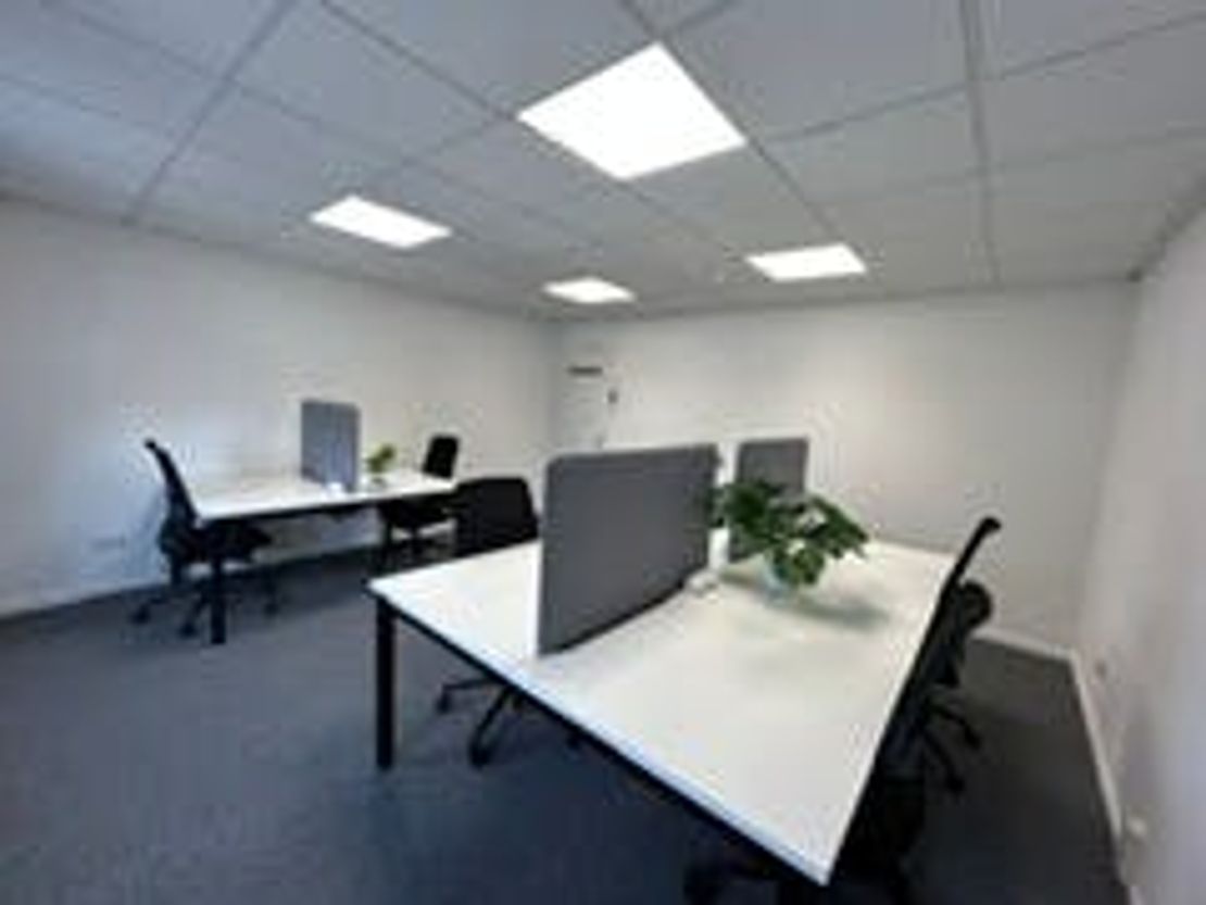 Suite 3 & 9, Sandhurst House, Yorktown Road, Sandhurst, GU47 0QA