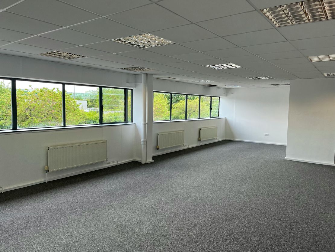 Unit 34 Heathfield, Stacey Bushes Industrial Park, Stacey Bushes, Milton Keynes, MK12 6HR