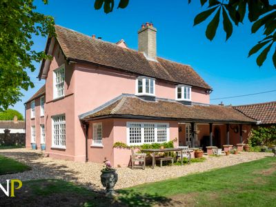 Property Image for Layer-de-la-haye, Colchester