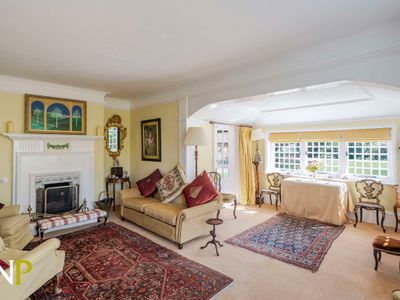 Property Image for Layer-de-la-haye, Colchester