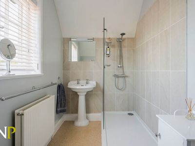 Property Image for Layer-de-la-haye, Colchester
