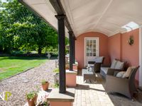 Property Image for Layer-de-la-haye, Colchester