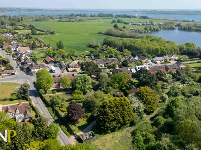 Property Image for Layer-de-la-haye, Colchester