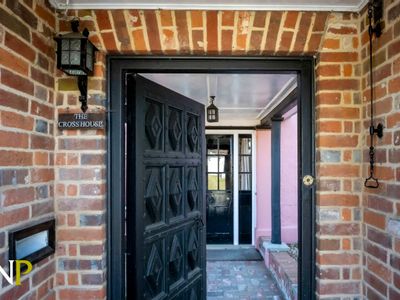 Property Image for Layer-de-la-haye, Colchester