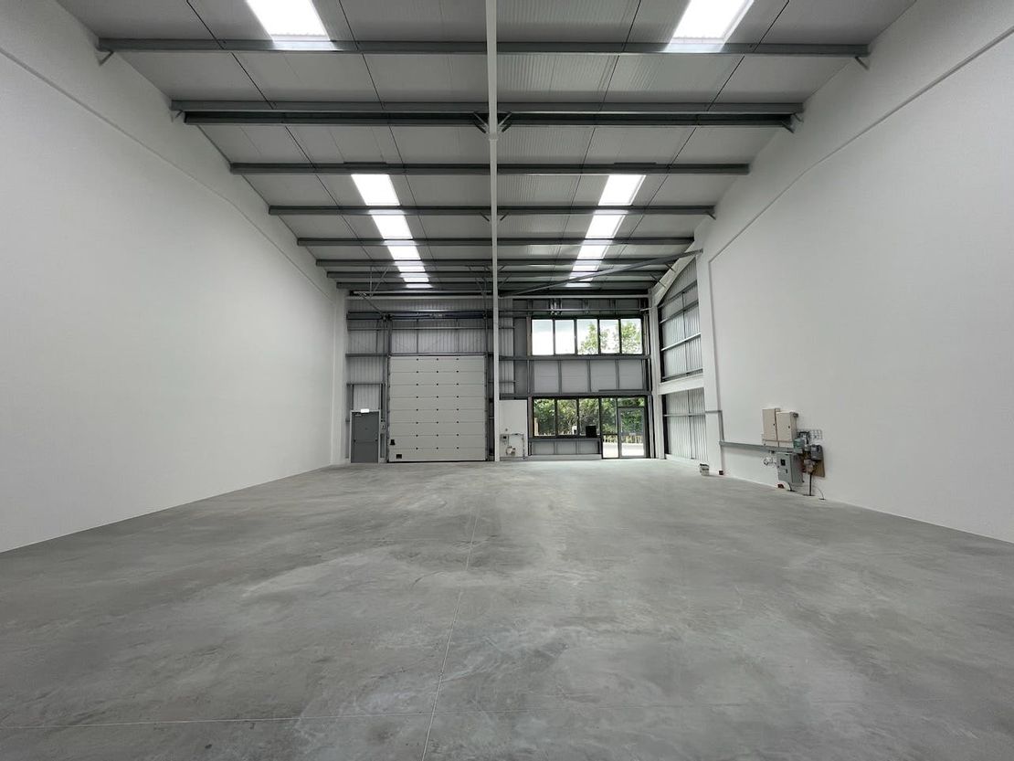 Unit 2 Trade City Luton, Kingsway, Luton, LU1 1TT