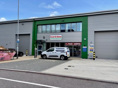 Property Image for Unit 5 Trade City Luton, Kingsway, Luton, LU1 1TT