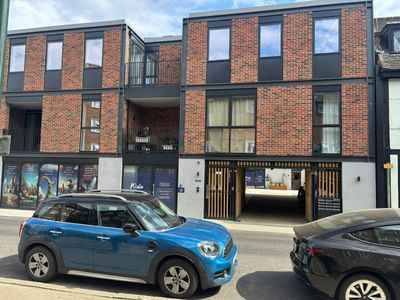 Property Image for 26 Priests Bridge, Barnes, SW14 8TA