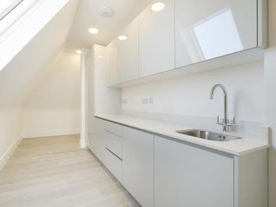Property Image for Evergreen Studios, Little Green, Richmond Upon Thames, TW9 1QS