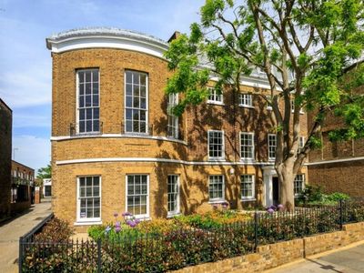 Property Image for First Floor Suite, Holbrooke House, 34-38 Hill Rise, Richmond, TW10 6UA