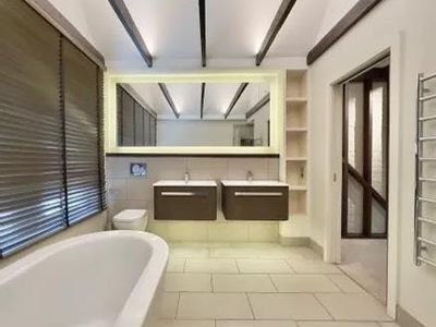 Property Image for 21 George Street, Richmond, TW9 1HY