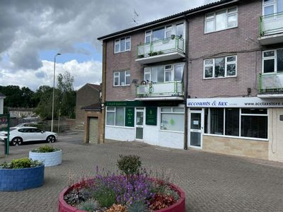 Property Image for 105 Jupiter Drive, Hemel Hempstead, HP2 5NU