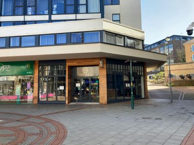 Property Image for 245 Marlowes, Hemel Hempstead, HP1 1BL