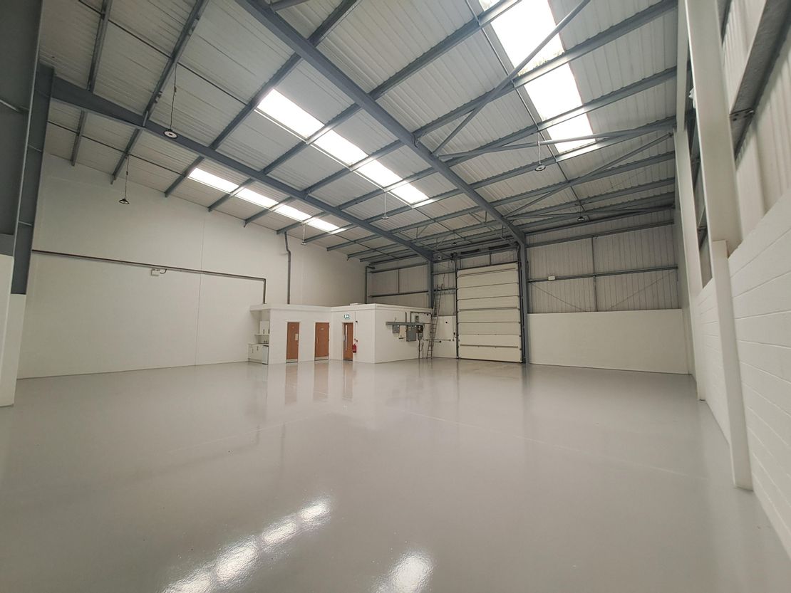 Unit 7 Bilton Court, Luton, LU1 1LX