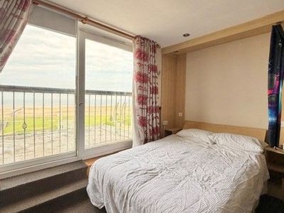 Property Image for Apartment 8, Lynton Apartments, 227 Promenade, Blackpool, FY1