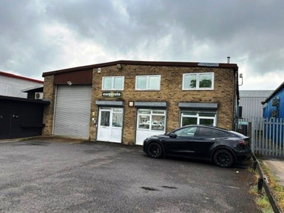 Unit 2 Speedwell Close, Chandler's Ford, SO53 4BT