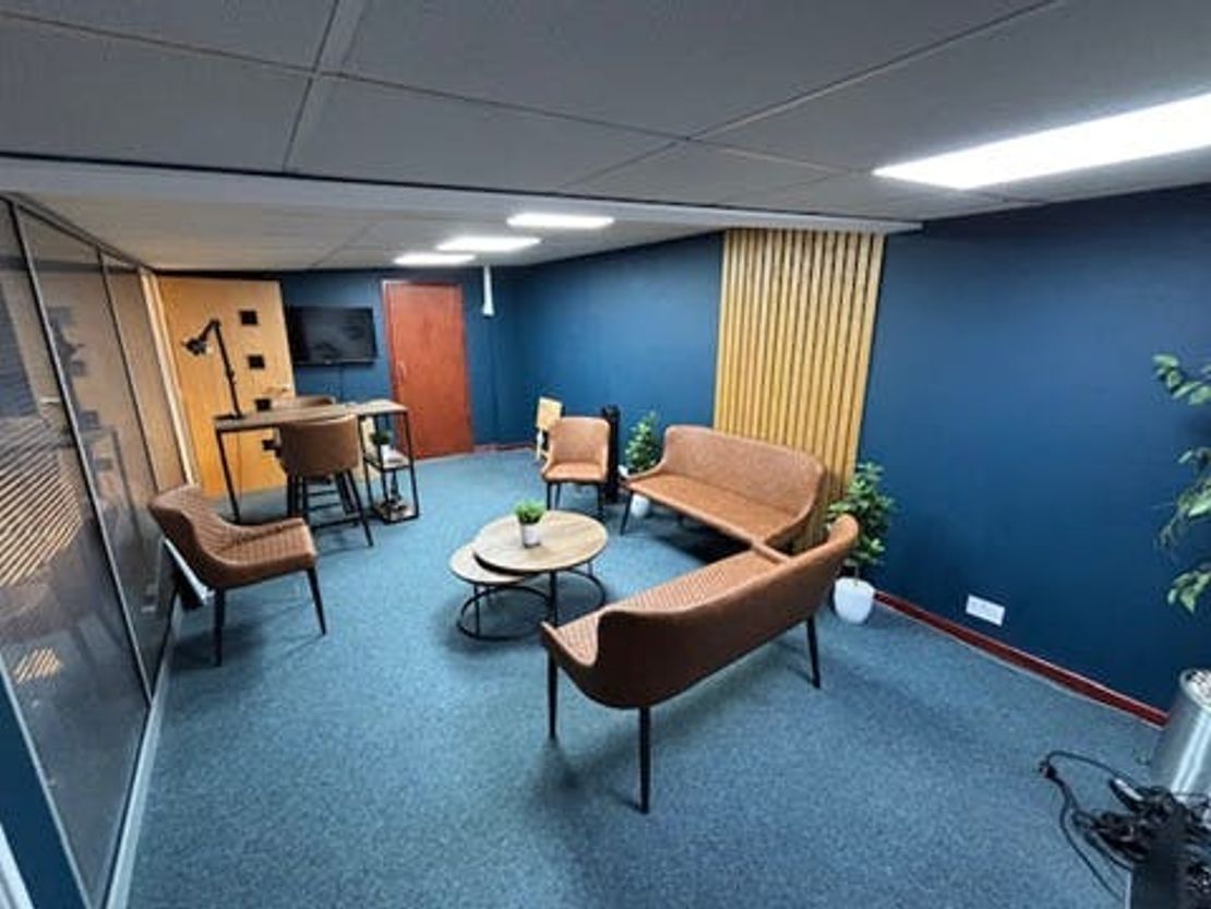 Unit 2 Speedwell Close, Chandler's Ford, SO53 4BT