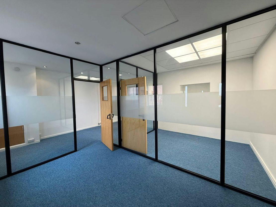 27 The Oakwood Centre, Downley Road, Havant, PO9 2NP