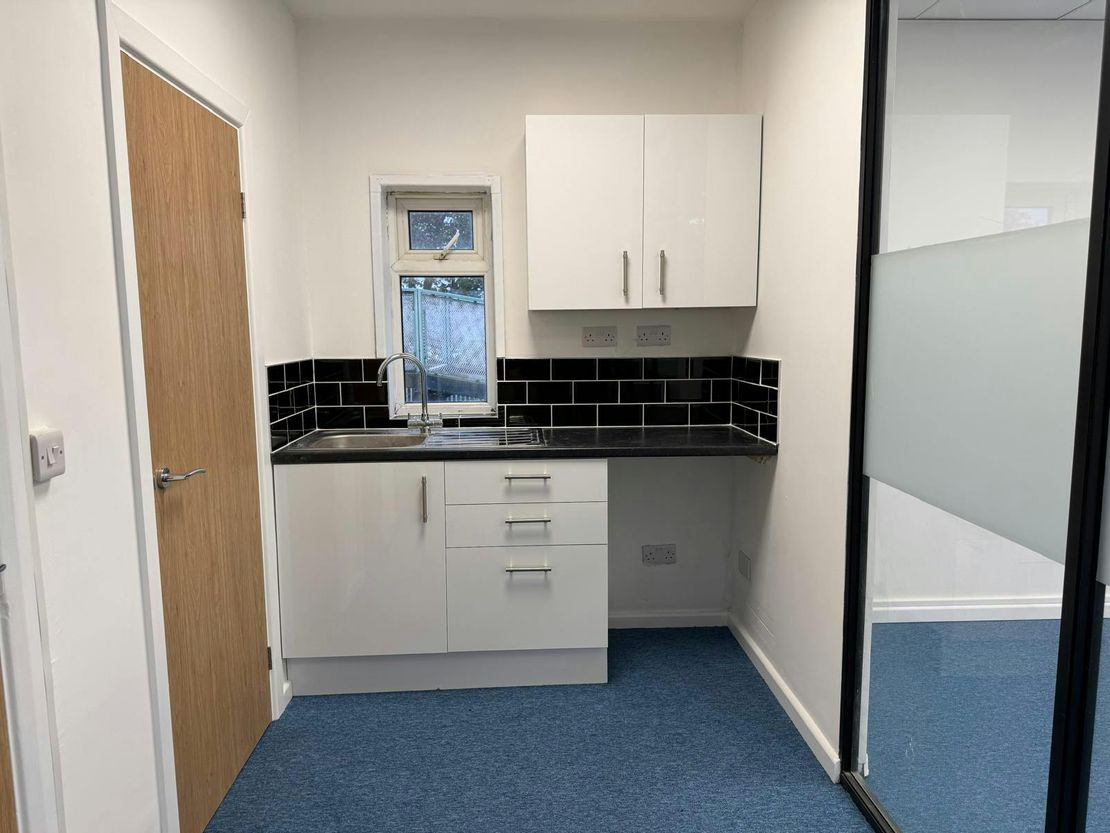 27 The Oakwood Centre, Downley Road, Havant, PO9 2NP