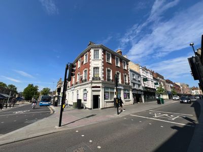 Property Image for 20 High Street, Bedford, MK40 1SP