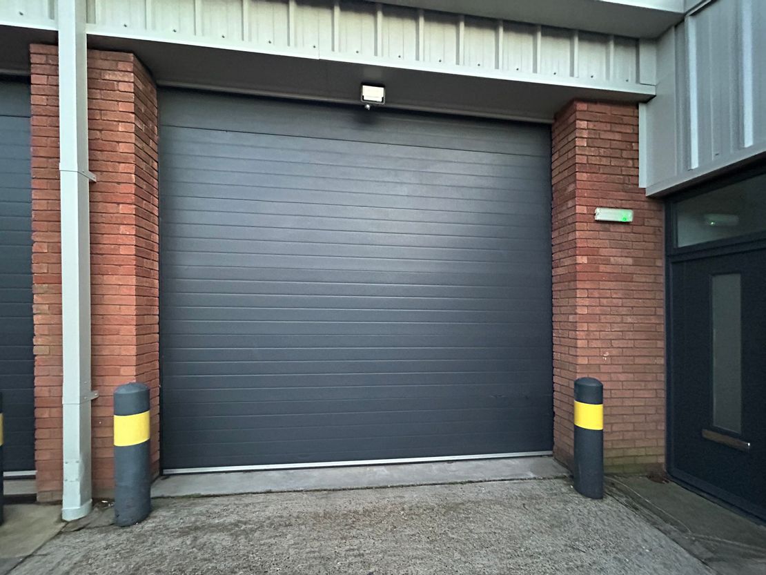 Unit D, Barwell Business Park, Leatherhead Road, Chessington, Surrey, KT9 2NY